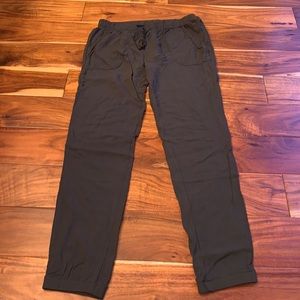 Comfy & Cute Green Joggers 🔥 2 for $20! 🔥